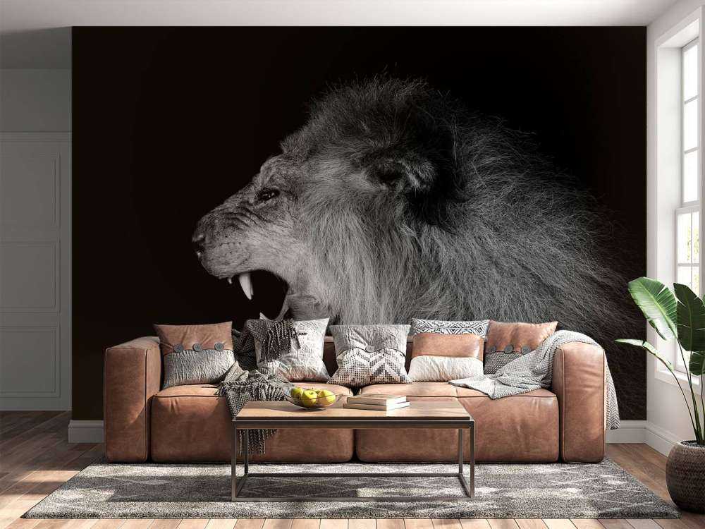 Roaring lion black