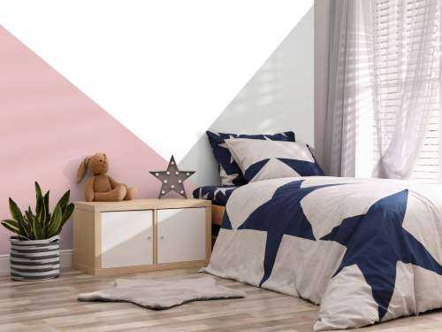 Pink and grey triangles