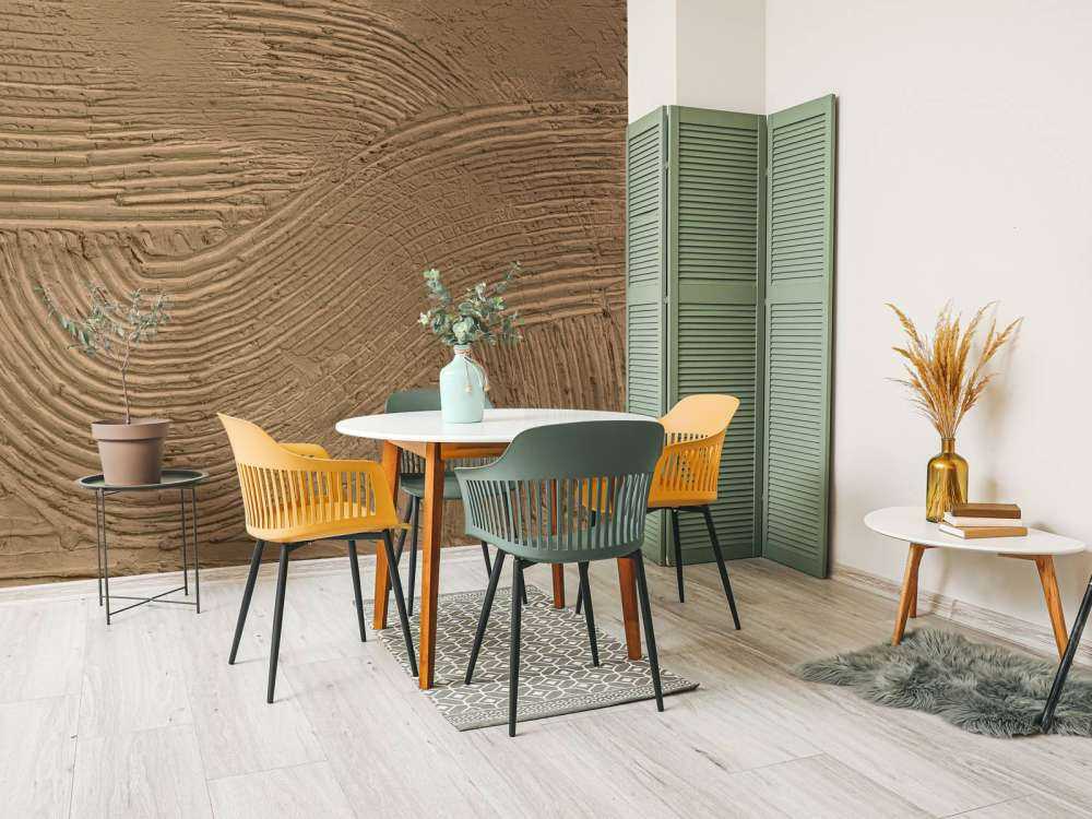 Textured lines in gold brown