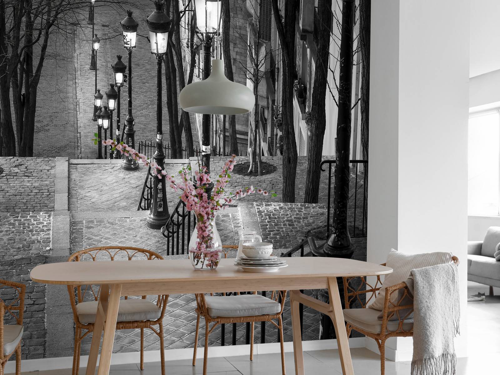 Quiet evening in Montmartre