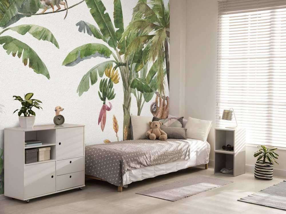 Jungle with colourful animals