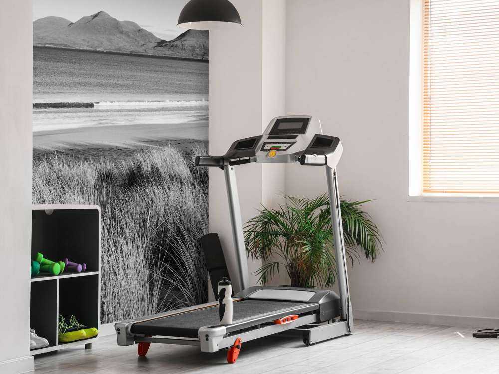 Marram grass, beach and mountains