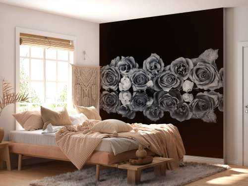 Roses bouquet black and white