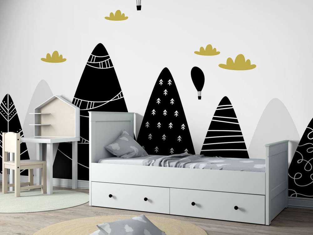 Mountains in black and white