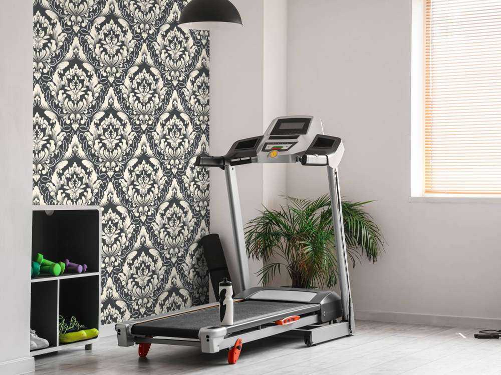 Baroque in shades of grey