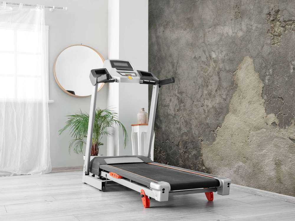 Cracked concrete with stucco