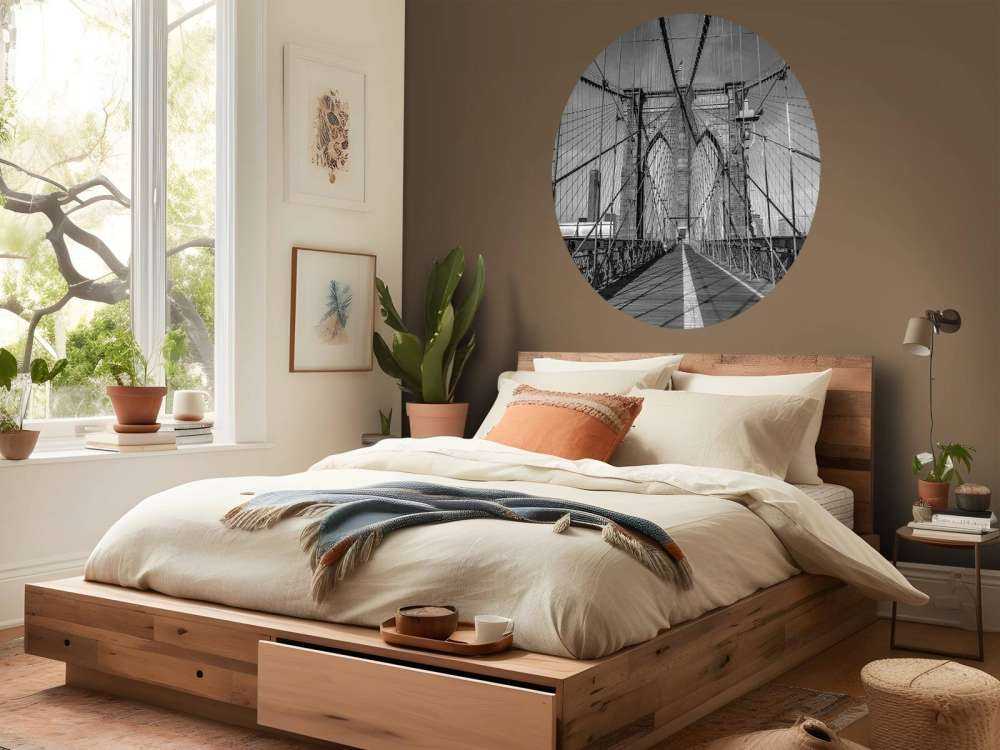 Bridge in black and white