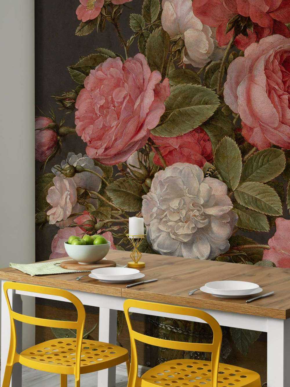 Roses in a glass vase