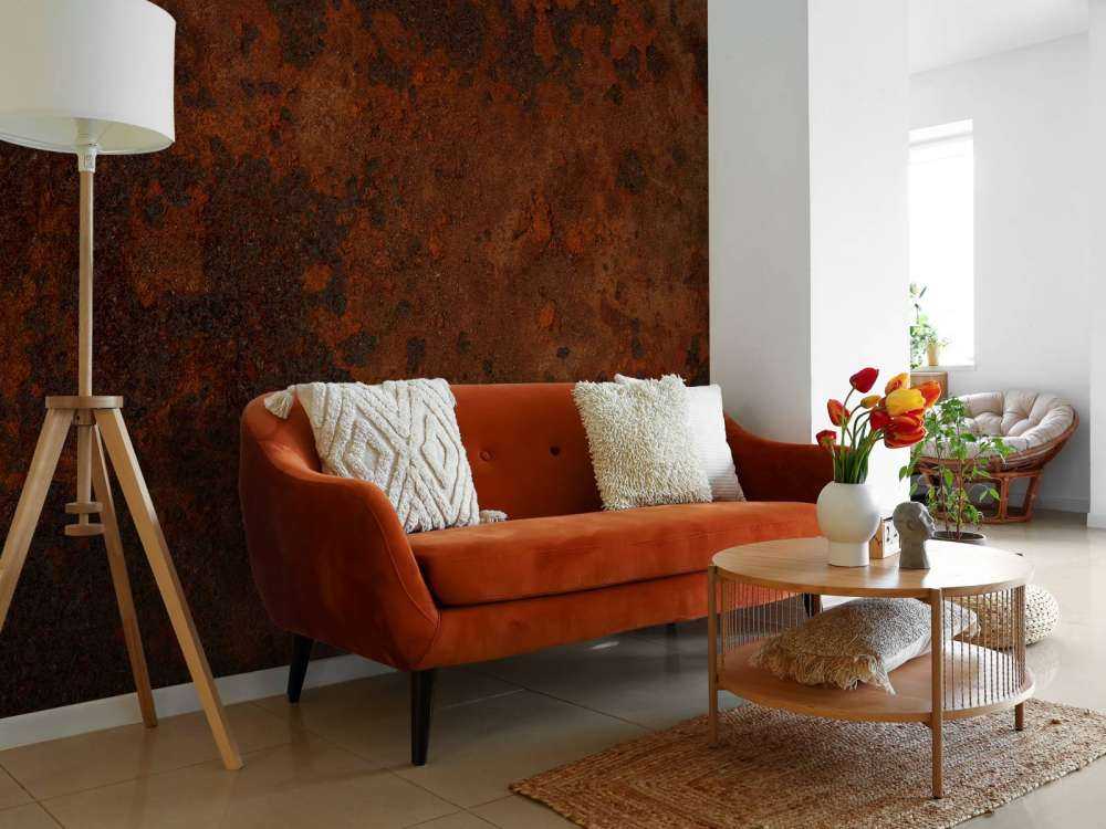 Structure rust brown