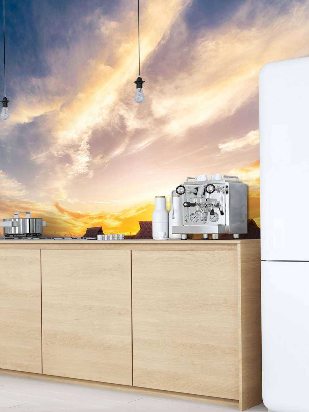 Zonsopkomst bij meer