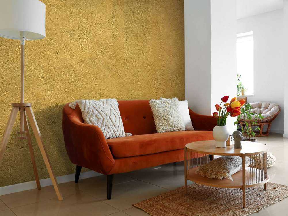 Wall in ochre yellow