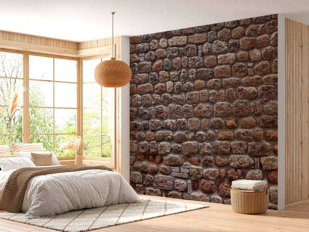 Wall with large stones