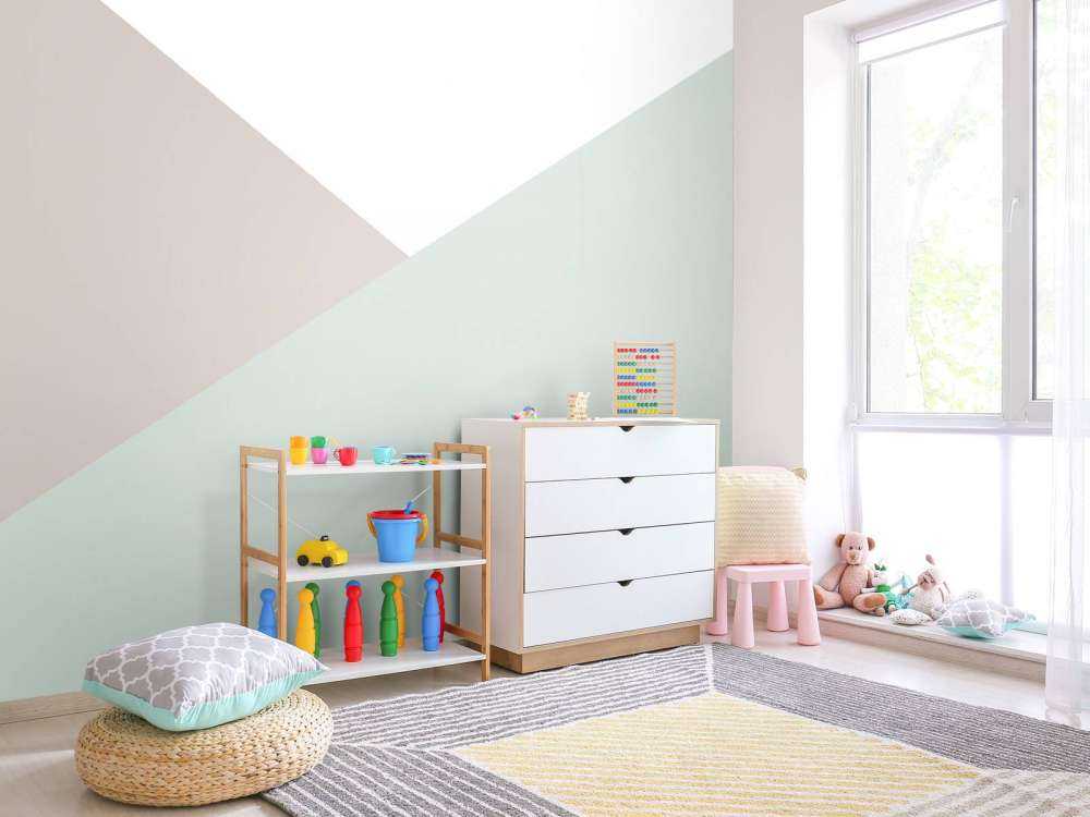 Pastel coloured triangles