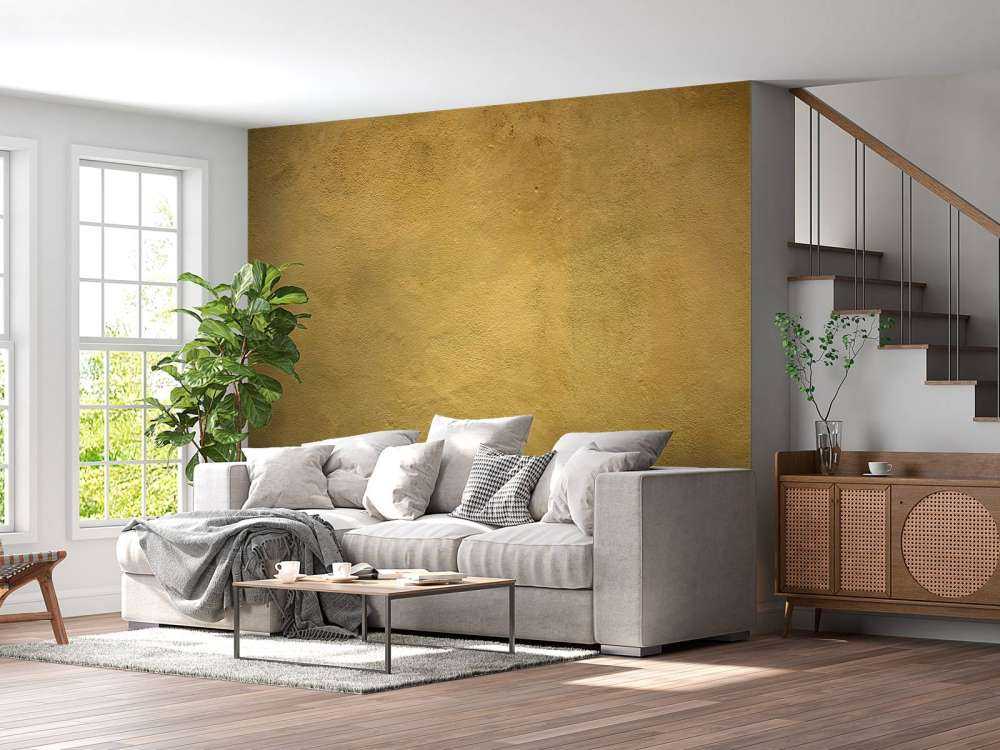 Wall in ochre yellow