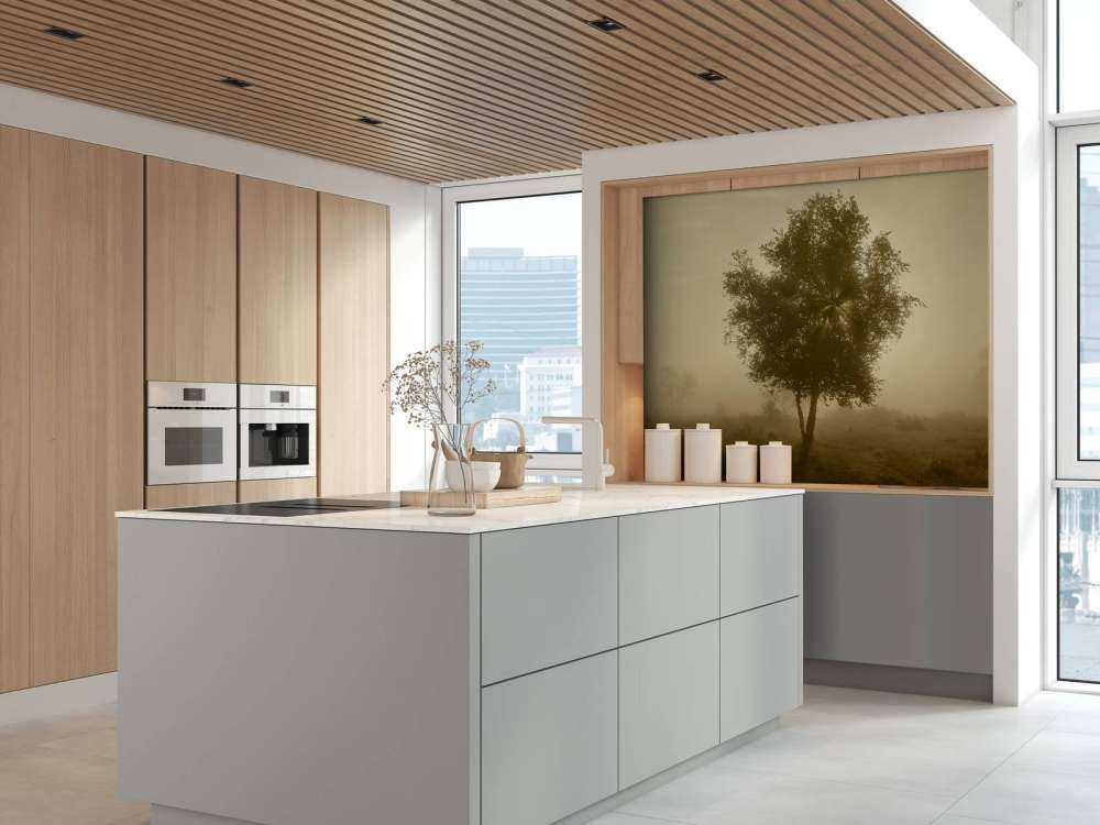 Gold-coloured sunrise