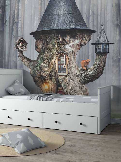 Tree house of the fairies