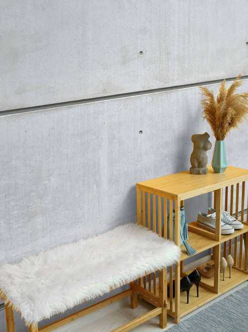 Horizontal concrete wall
