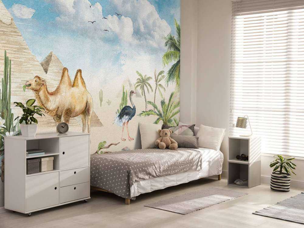 Animals at the pyramids