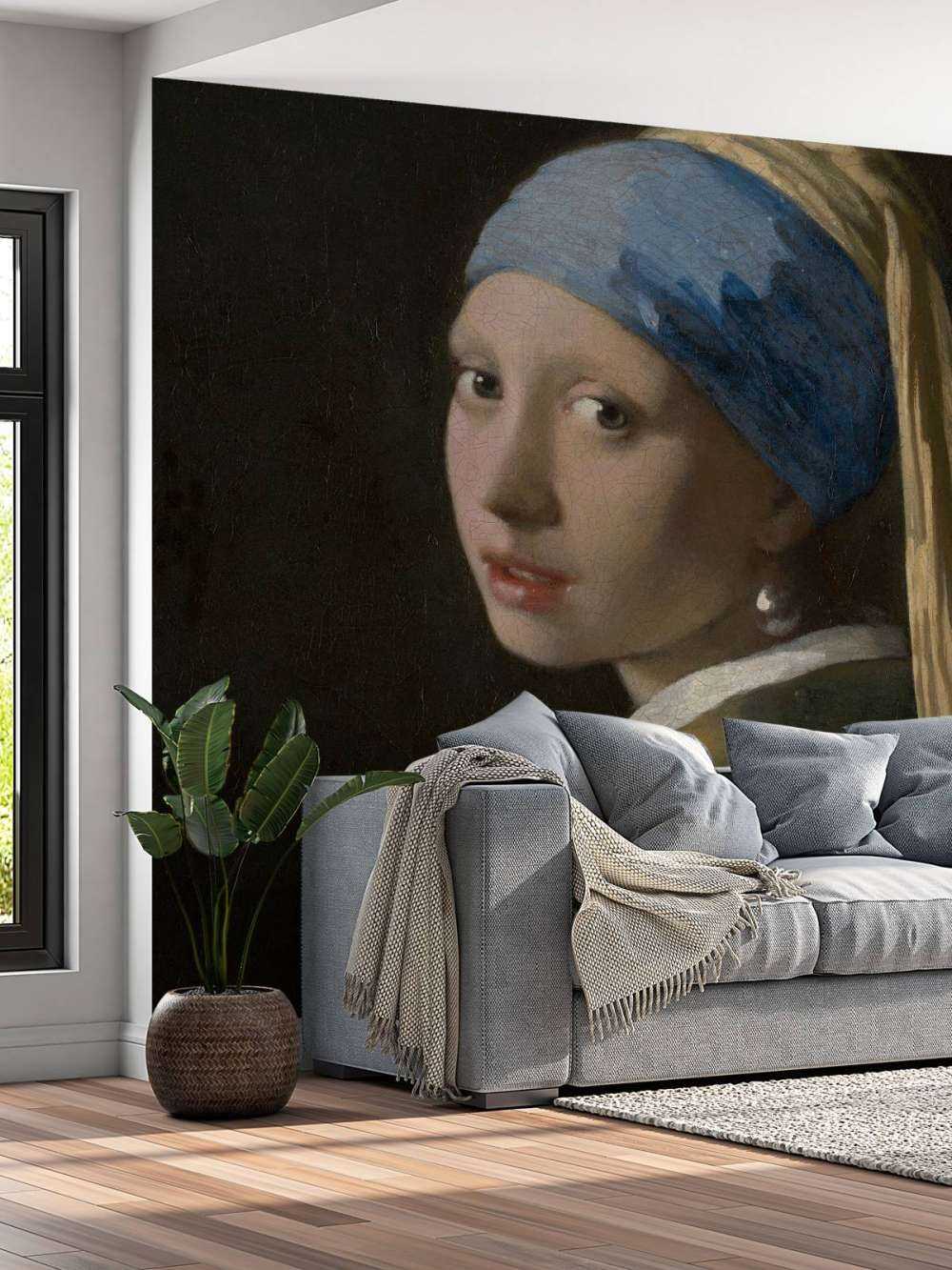 Girl with the pearl