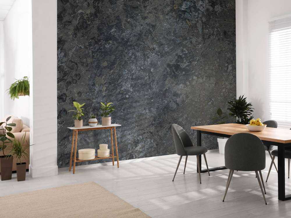 Painting with structure
