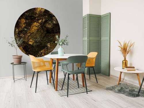 Stone with gold