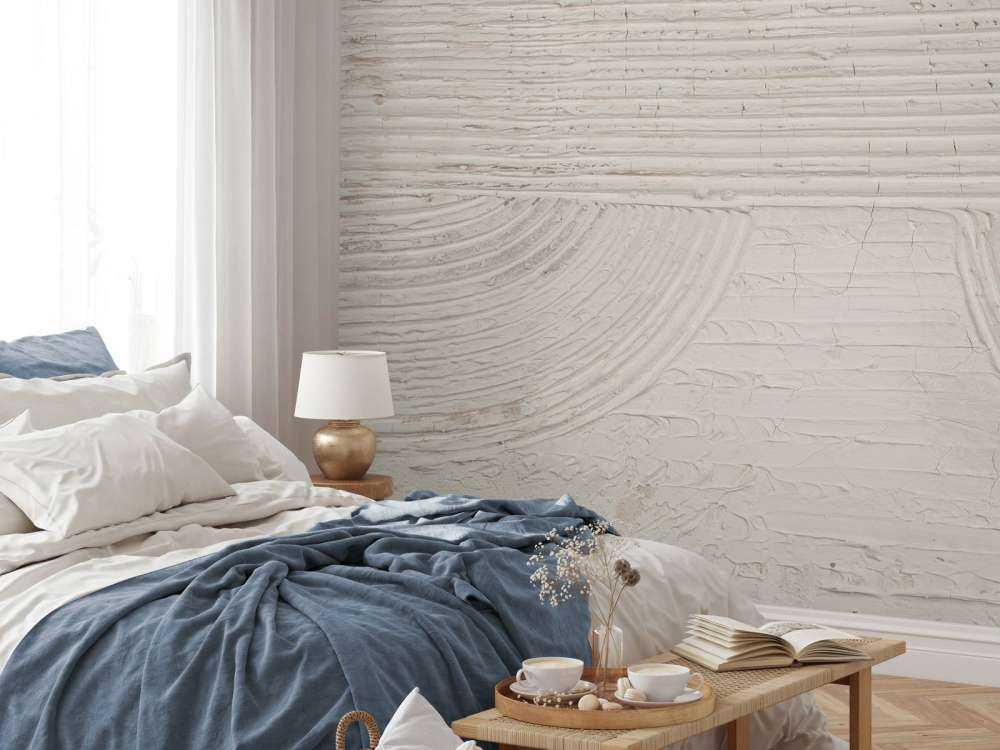 Lines and structures in off white