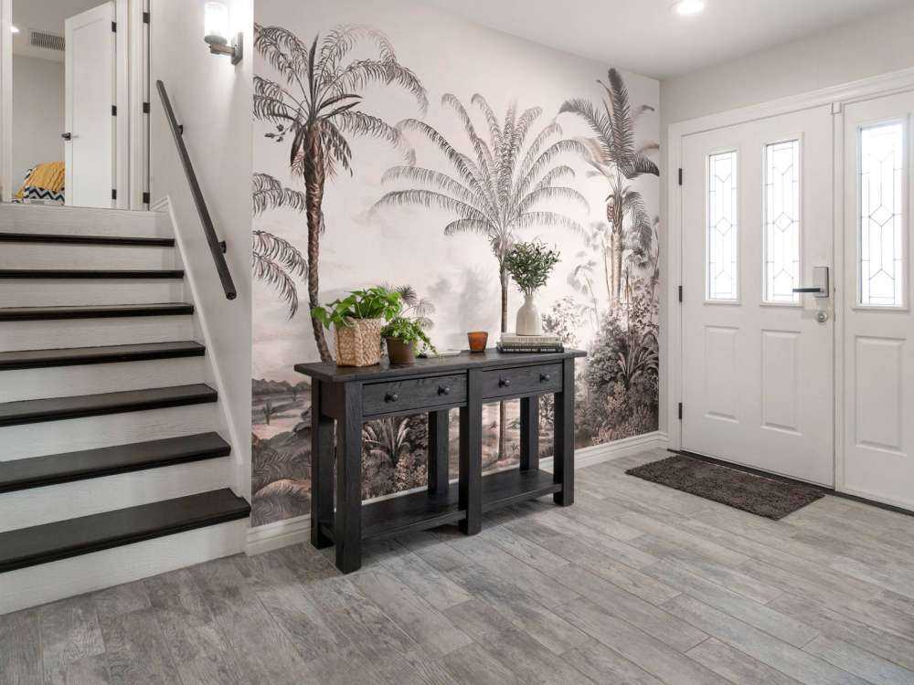 Romantic Tropics Black