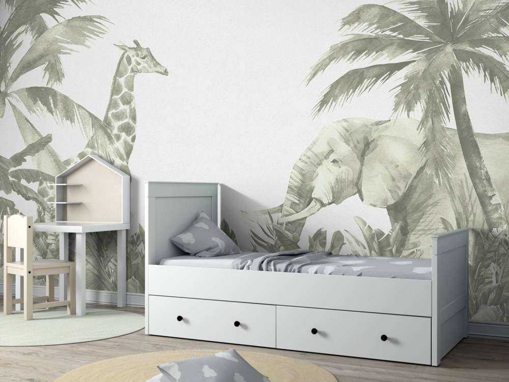 Various jungle animals in green