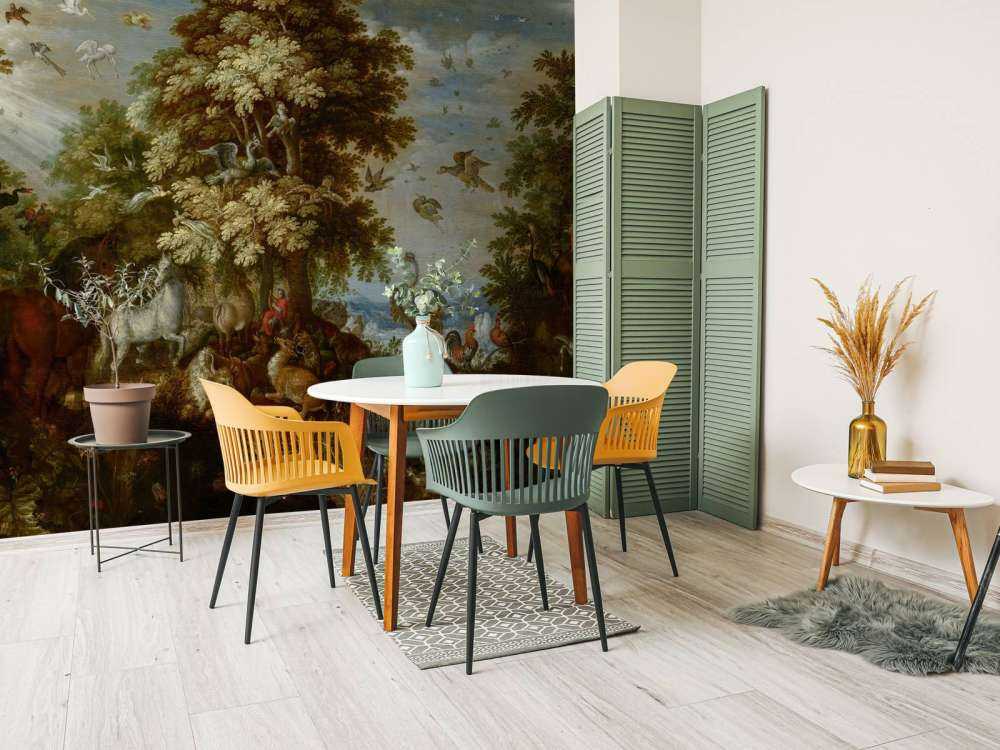 Orpheus enchants the animals with his music