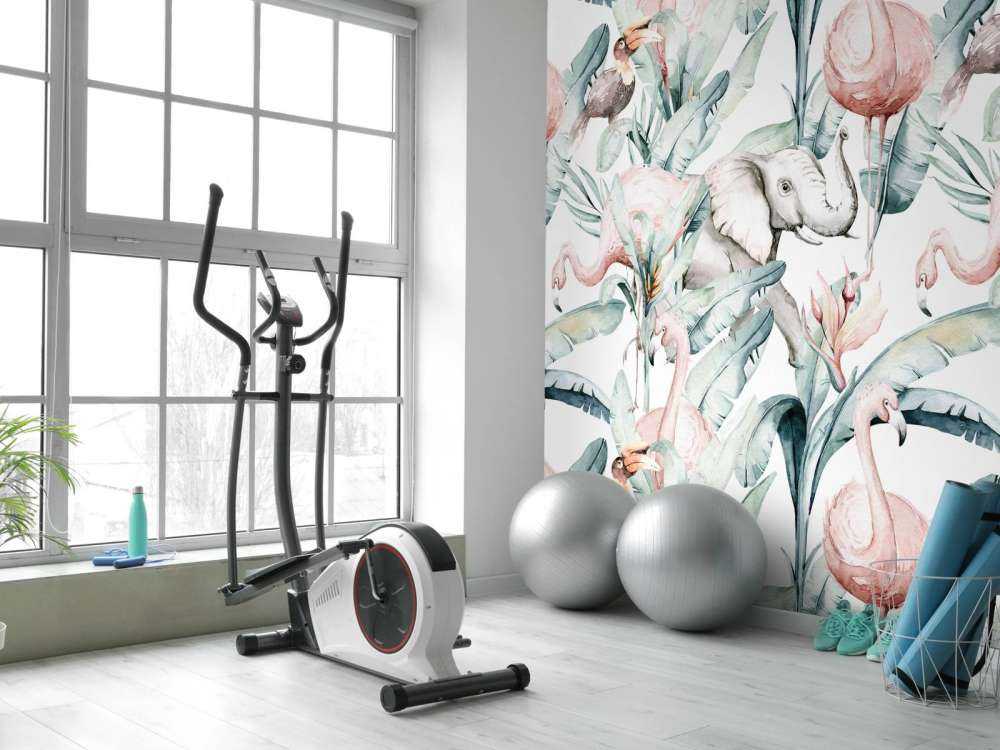 Animals between leaves