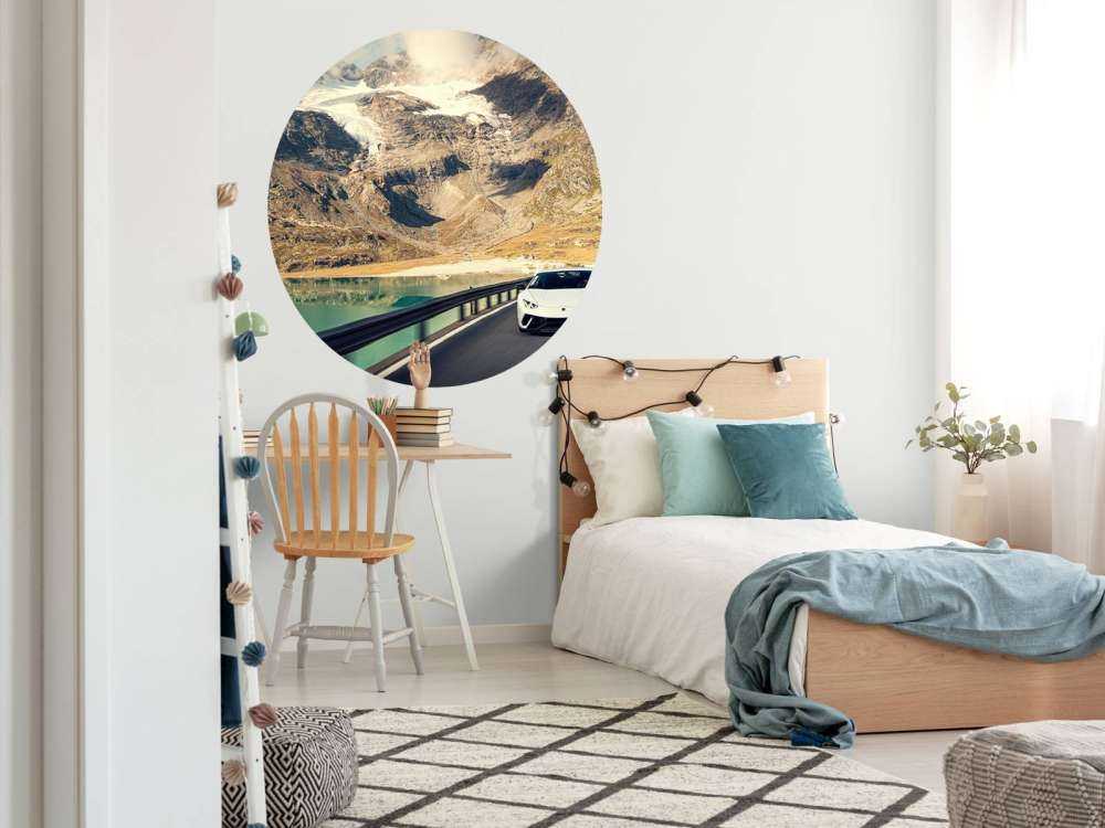 Lamborghini Huracán in the mountains