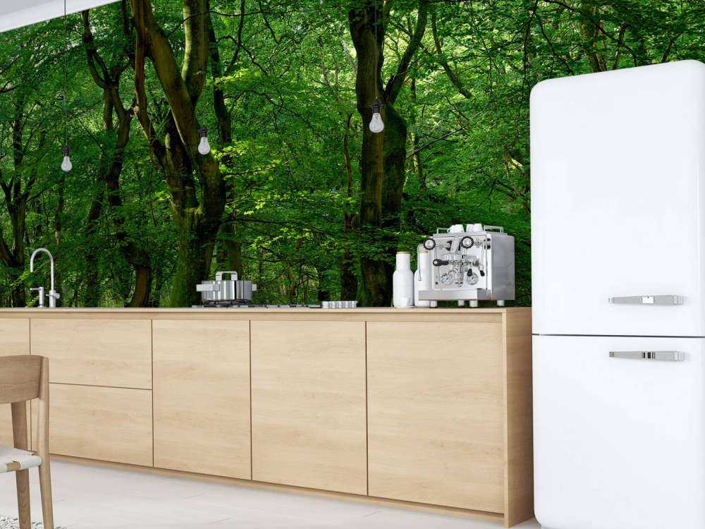 Trees with green leaves 