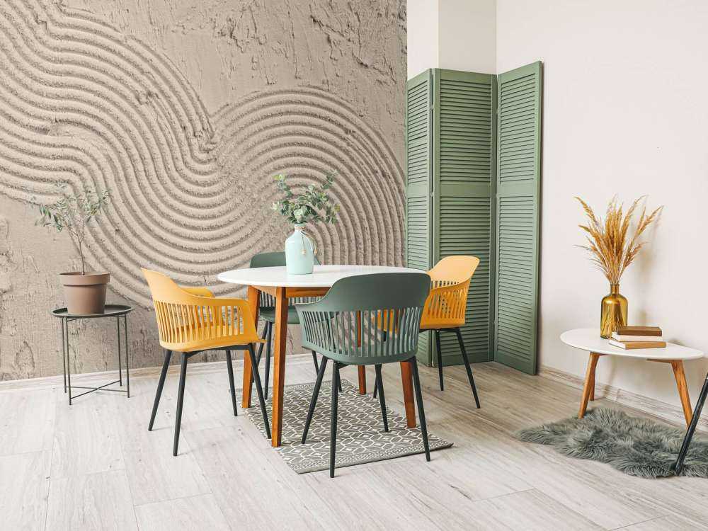 Organic lines and structures in linen