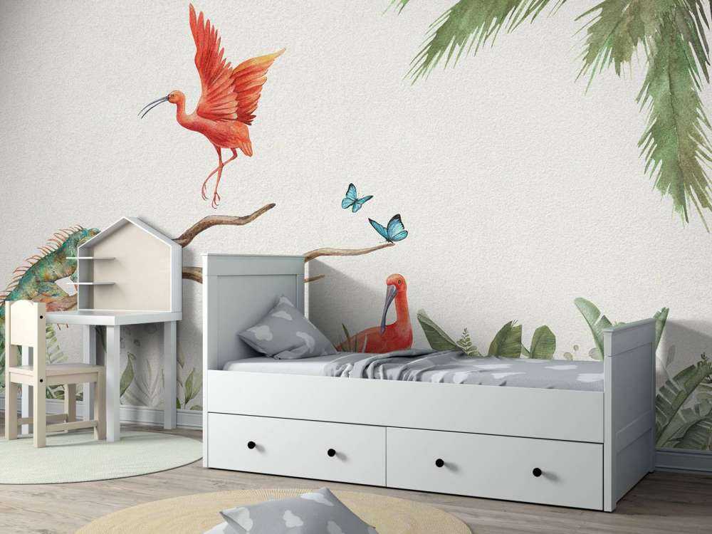 Branch with jungle animals