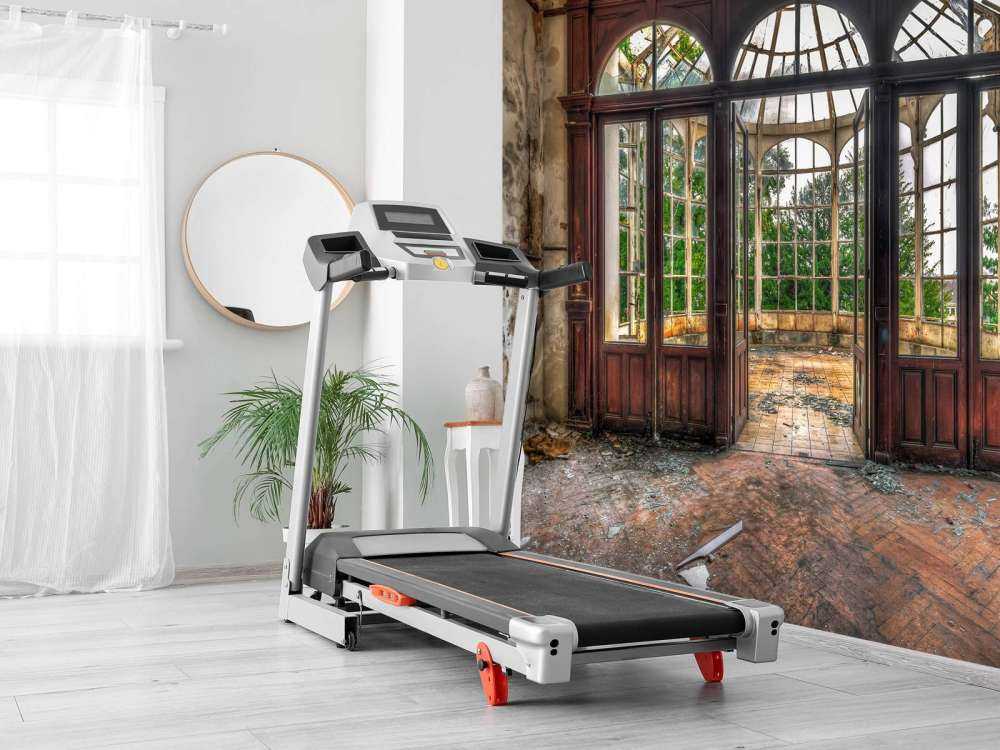 Open ruimte in een oud gebouw