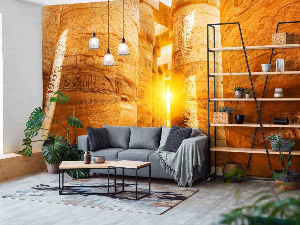 Sun through the ruins