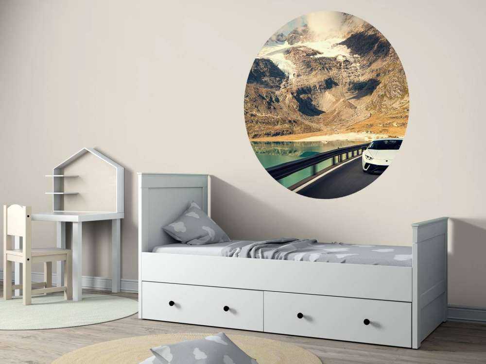 Lamborghini Huracán in the mountains