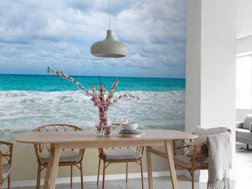Wavy sea