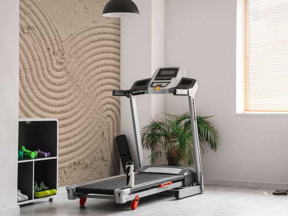 Organic lines and structures in taupe