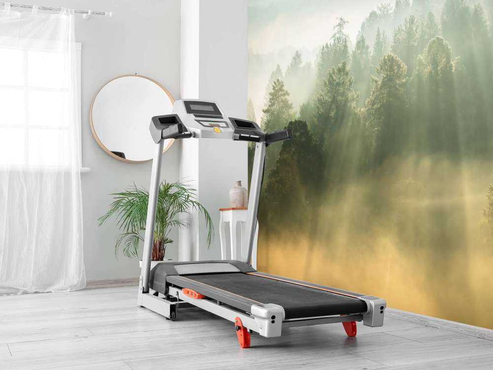 Sunrise between the hills