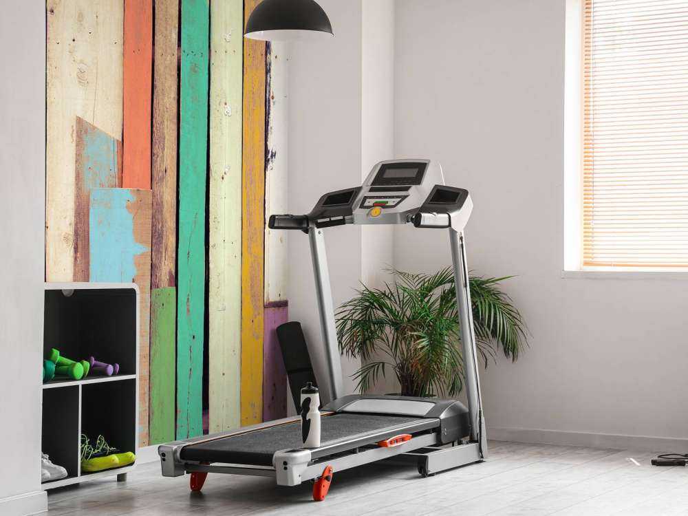 Coloured demolition wood