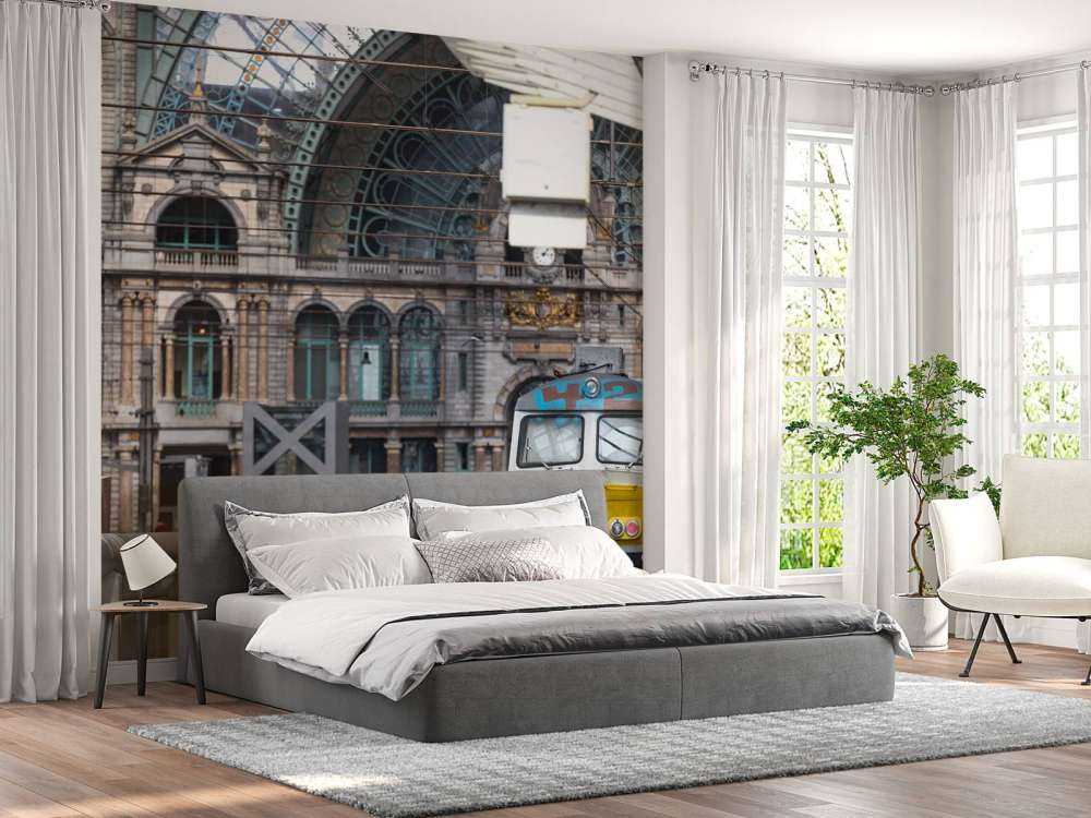 Antwerp train station