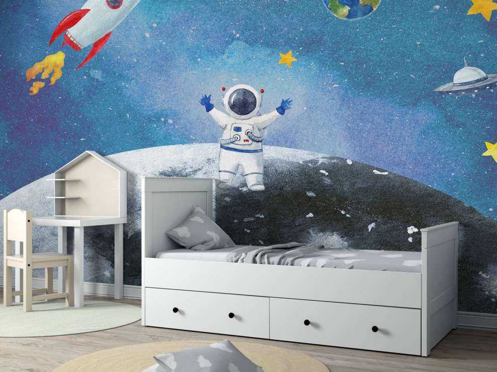 Astronaut on the Moon