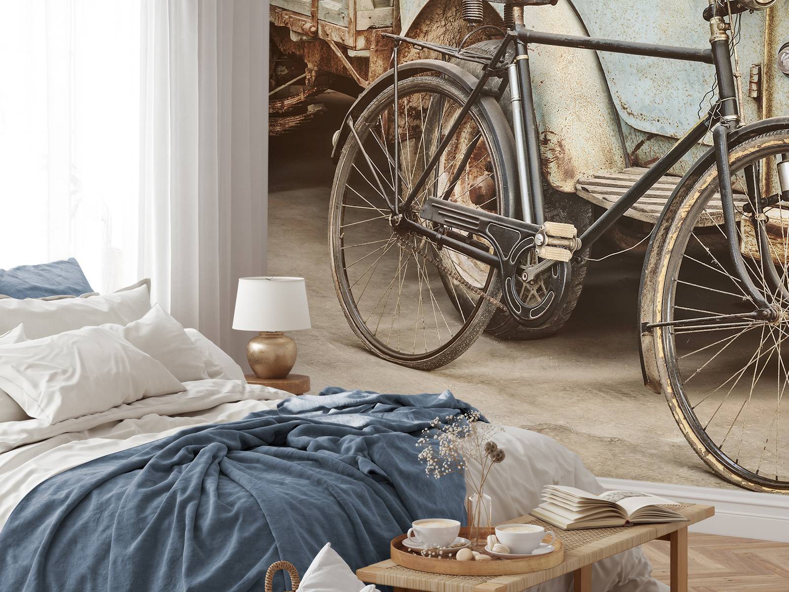 Retro old bike with truck Wallpaper