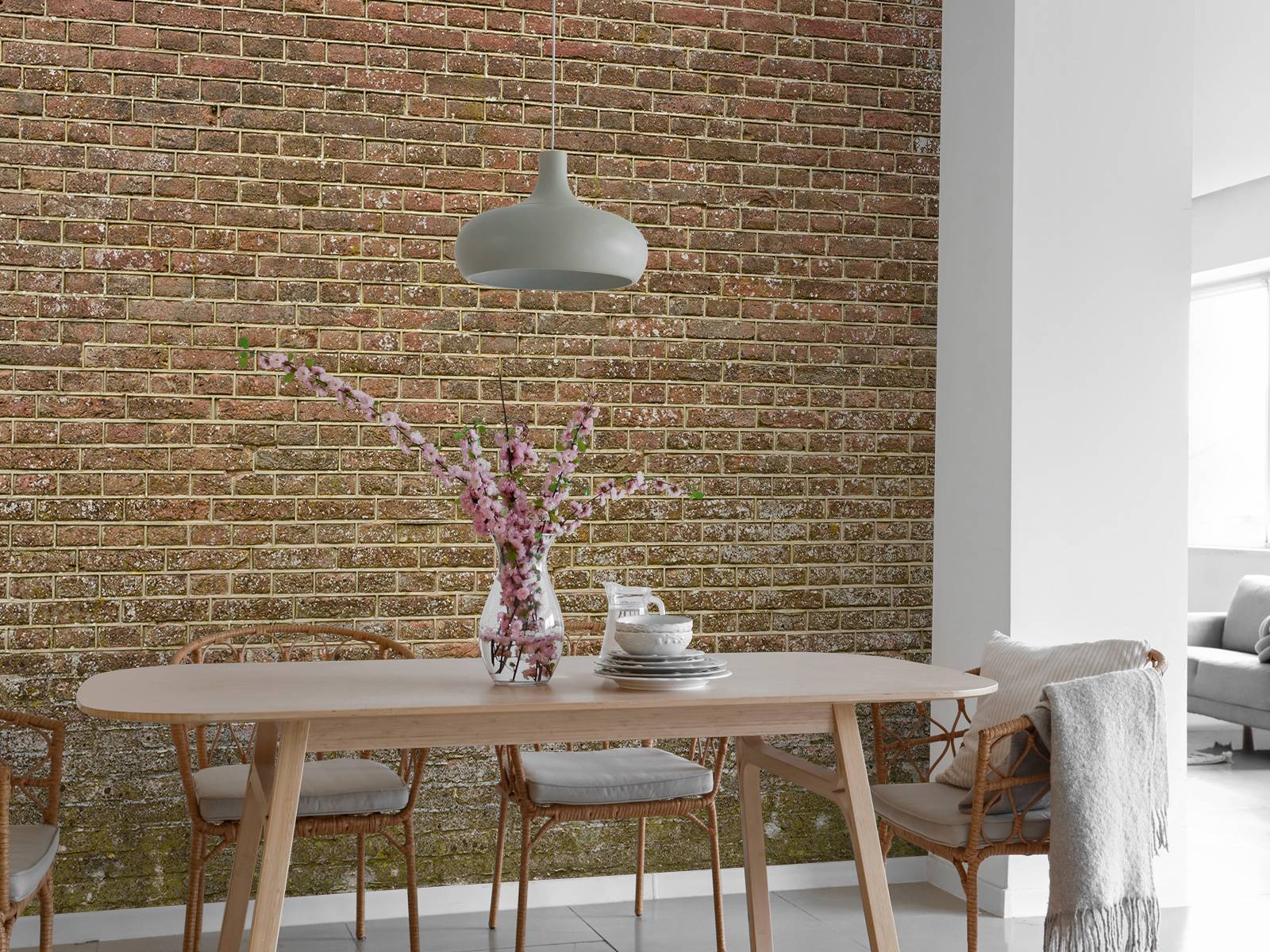 Stone wall with tight jointing