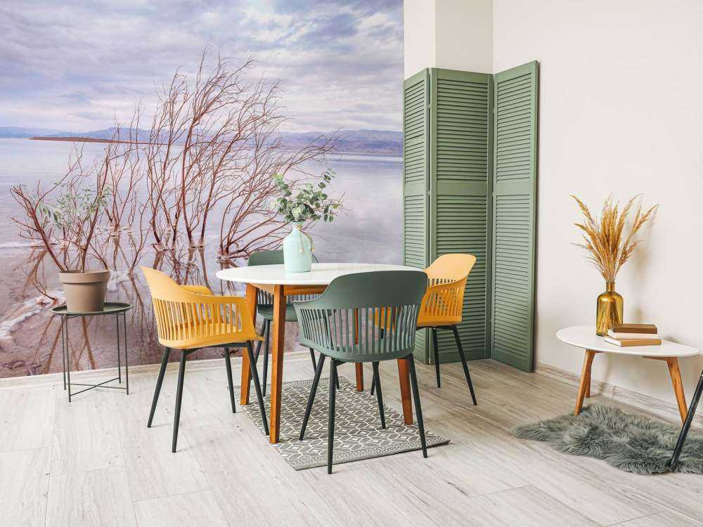 Branches in the Dead Sea