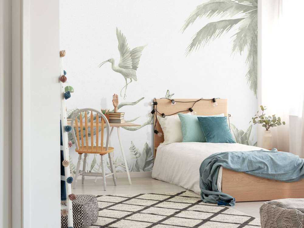 Branch with jungle animals in green