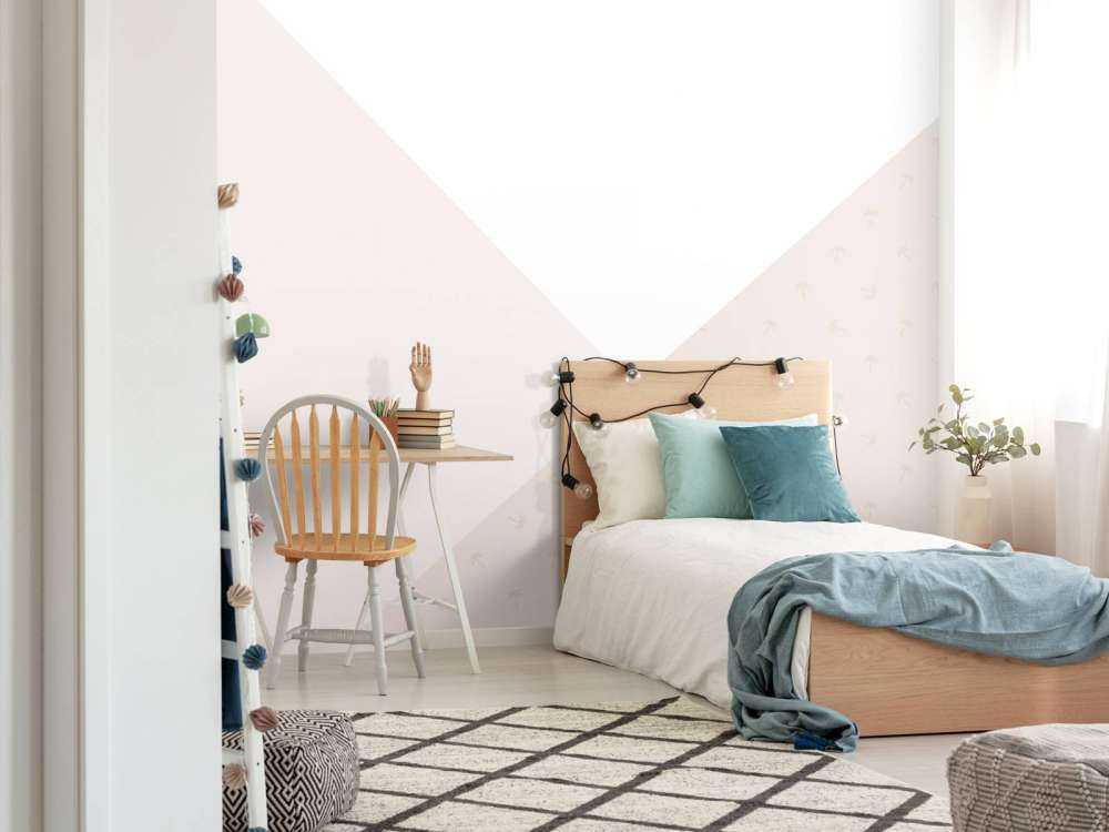 Pink triangles with palm trees