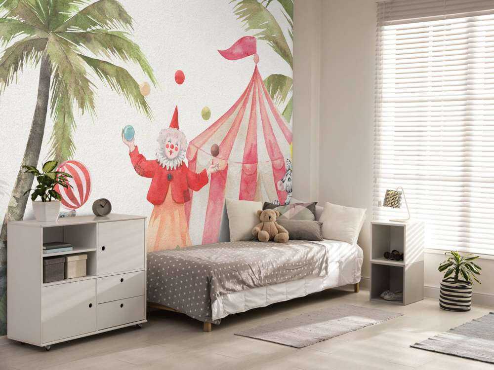 Cheerful circus animals