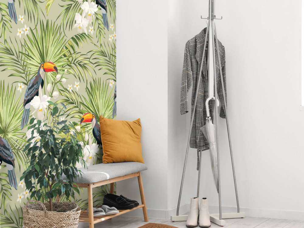 Toucan in the jungle